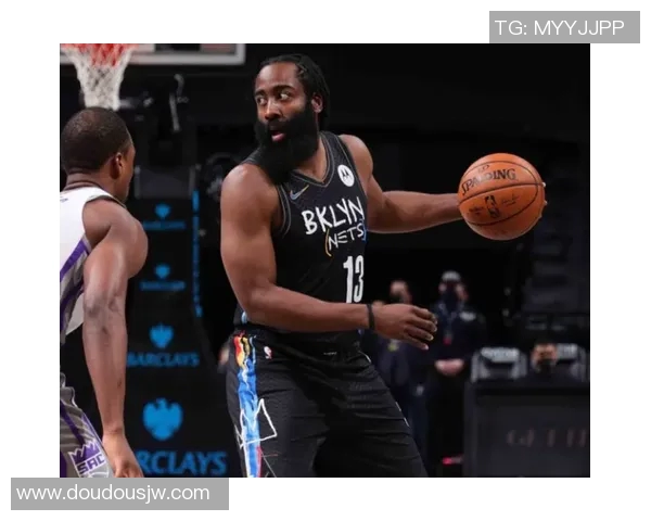 哈登在篮网对阵太阳的比赛中精彩表现得分引发热议