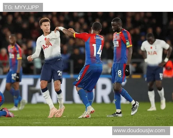 布赖顿主场迎战哈德斯菲尔德争夺英超宝贵积分的激烈对决